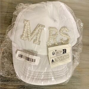 MRS hat bride rhinestone Pearl white SnapBack mesh baseball hat